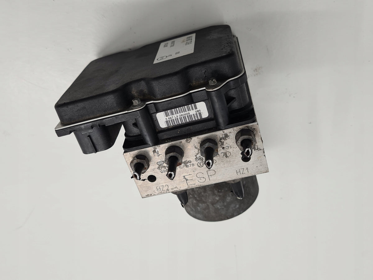 AUDI A4 B8 ALLROAD 2.0TDI 3.0TDI ABS PUMP 8K9907379B