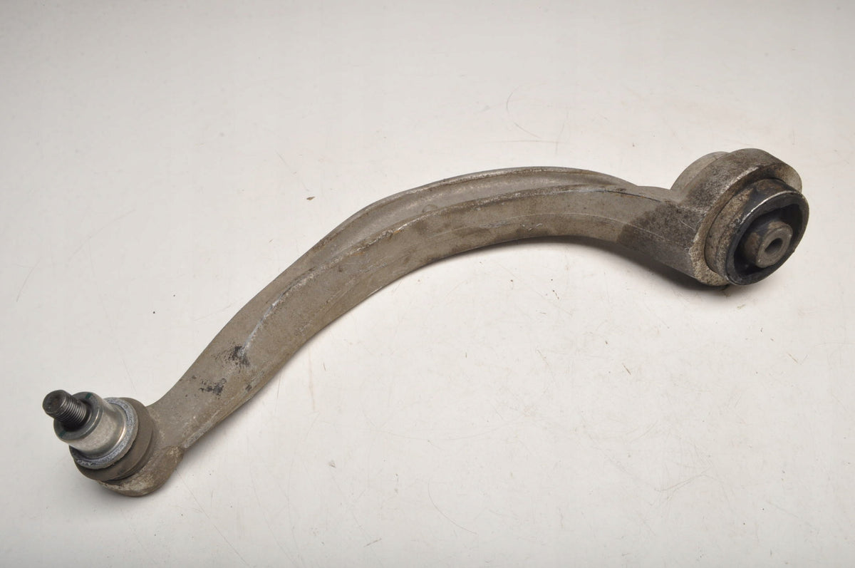 AUDI A4 B8 CONTROL ARM RIGHT FRONT 8K0407696H