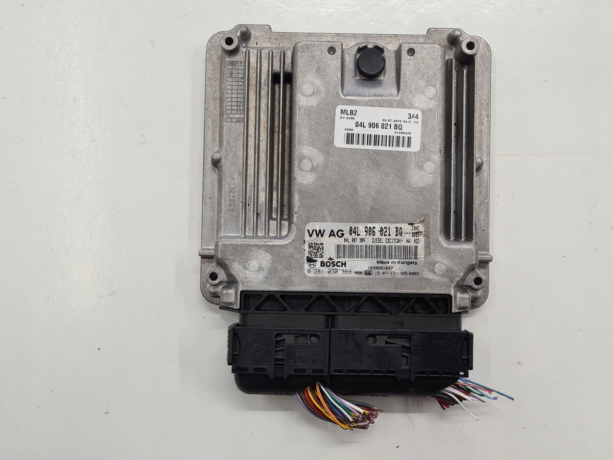 AUDI A4 B8 LIFT ENGINE DRIVER 2.0TDI CNH 04L906021BQ