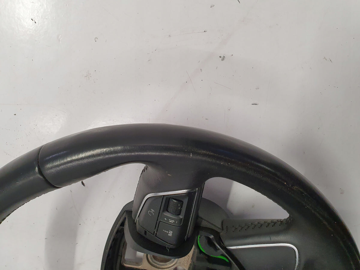 AUDI A4 B8 LIFT FOUR-SPOKE STEERING WHEEL