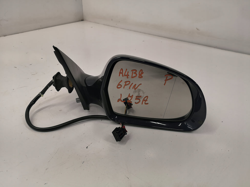AUDI A4 B8 MIRROR RIGHT 6PIN LZ5A