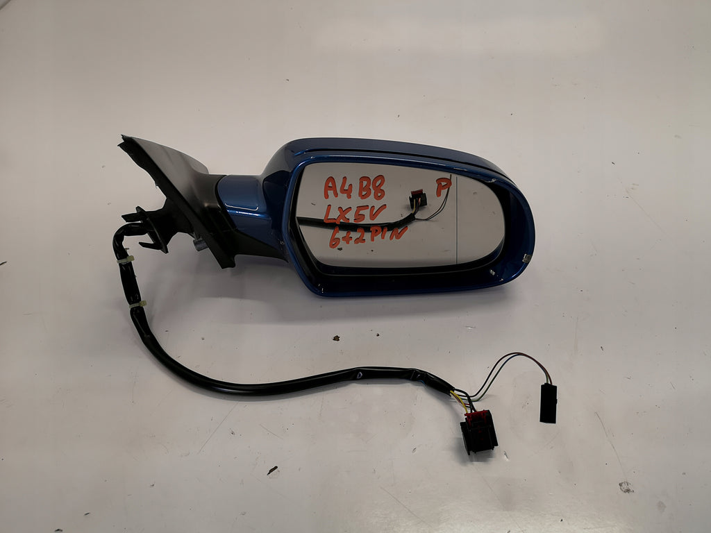 AUDI A4 B8 MIRROR RIGHT 8PIN LX5V
