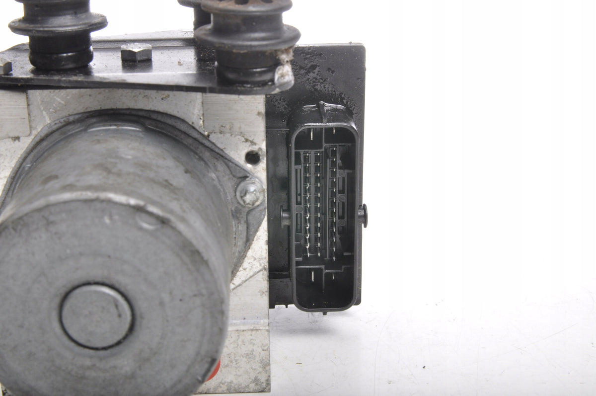 AUDI A4 B8 PUMP ABS 8K0907379CP