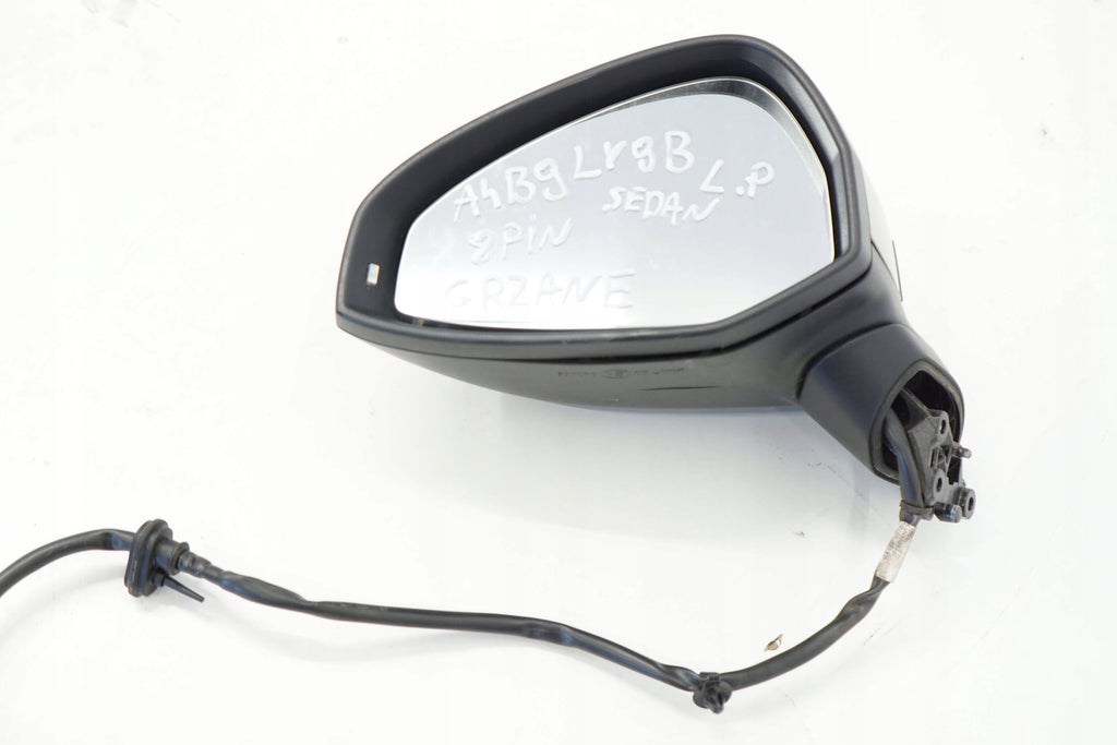 AUDI A4 B9 16R MIRROR LEFT 8PIN LY9B ENGLISH
