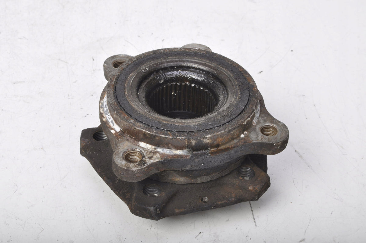 AUDI A4 B9 2.0 TDI HUB RIGHT FRONT 15-19