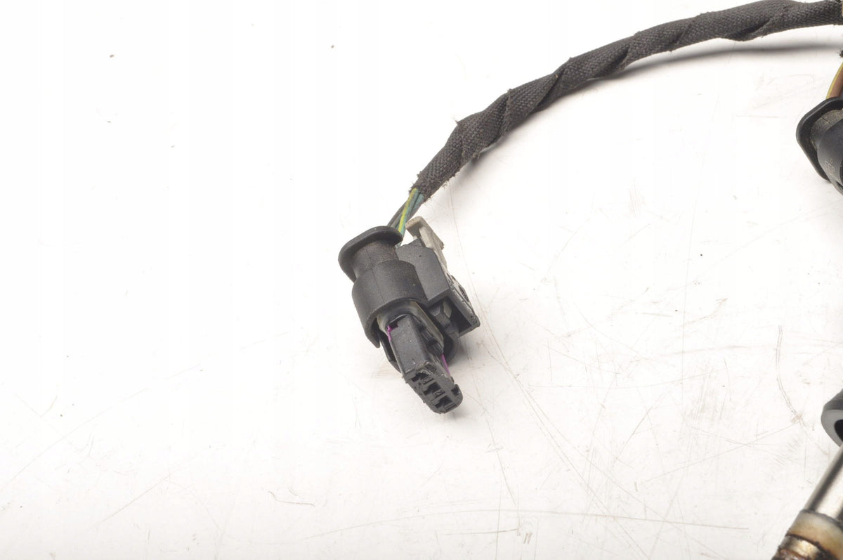 AUDI A4 B9 2.0 TFSI 16V INJECTION RAIL INJECTION 06L133317E 06L906A01