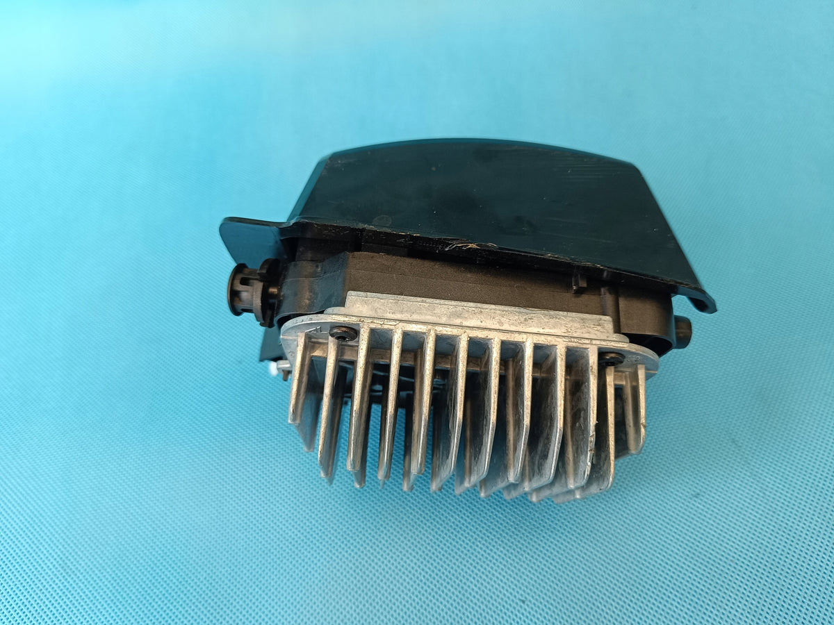 AUDI A4 B9 2024 R AVANT 2,0 TFSI 110KW LED MODULE HEADLIGHT RIGHT