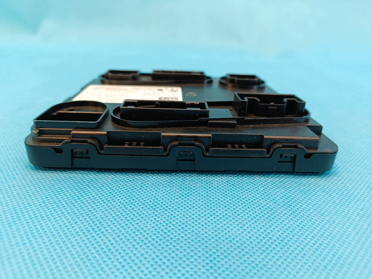 AUDI A4 B9 8W 2.0 TDI 2016R COMFORT CONTROLLER MODULE BCM 2 8W0907064BB