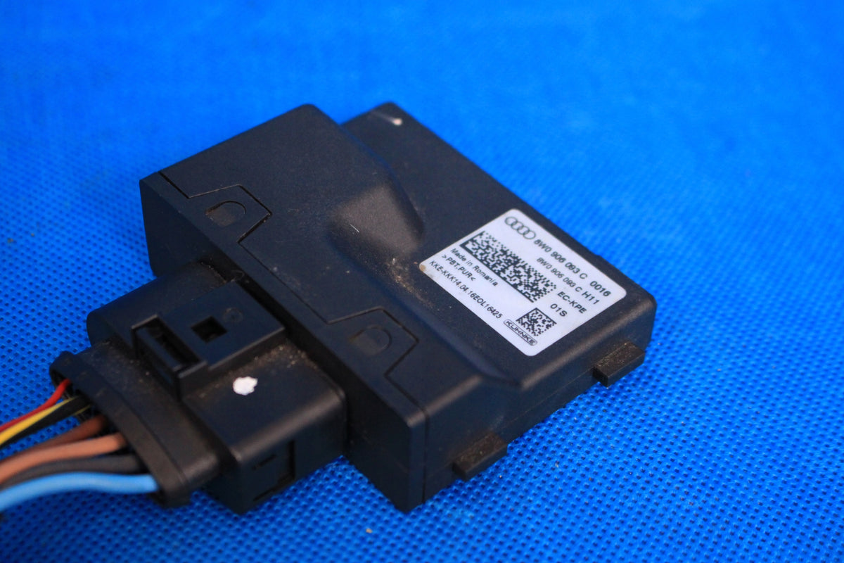 AUDI A4 B9 8W FUEL PUMP MODULE 8W0906093C 16R