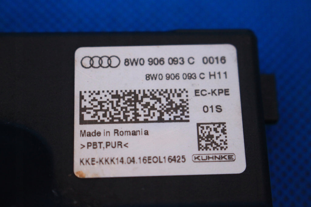 AUDI A4 B9 8W FUEL PUMP MODULE 8W0906093C 16R