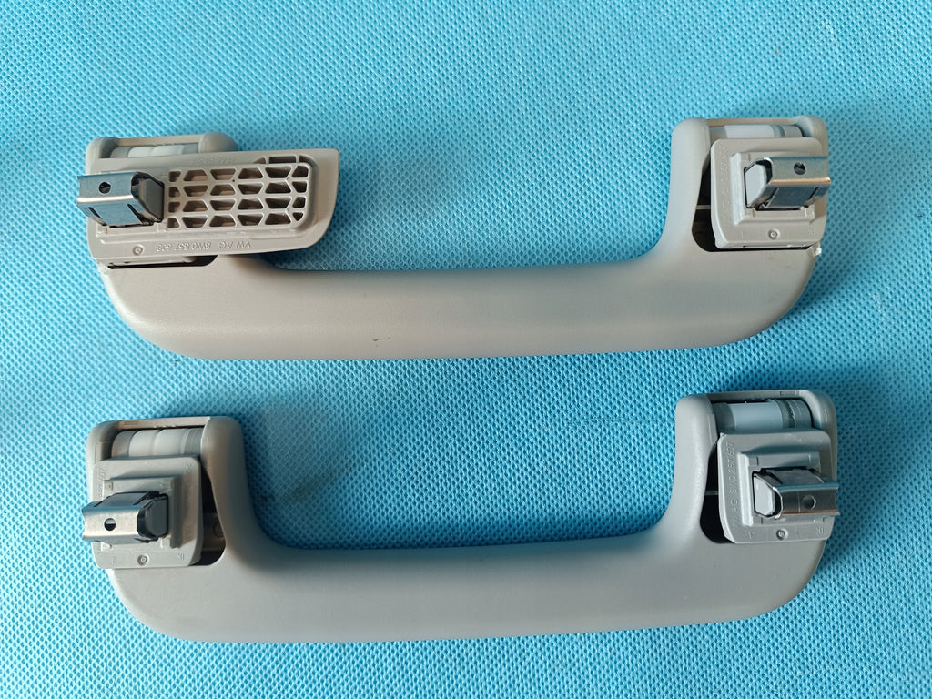 AUDI A4 B9 AVANT 2.0 TFSI 150KW 4x4 2023 R HEADLINER HANDLES DT4 8W0857608