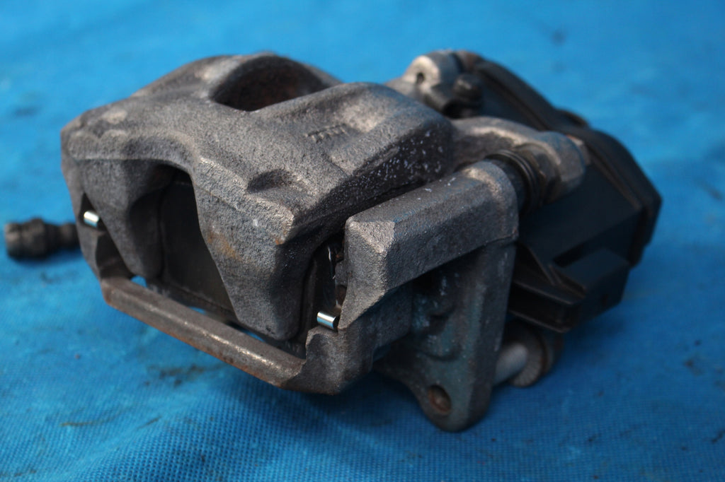 AUDI A4 B9 BRAKE CALIPER REAR LEFT DISCS 300mm 8W0615403 2016R