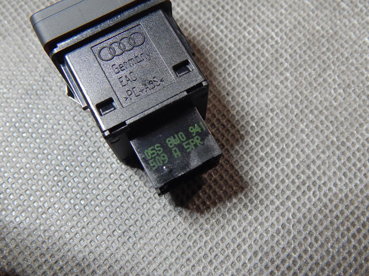 AUDI A4 B9 EMERGENCY BUTTON 8IN0941509A