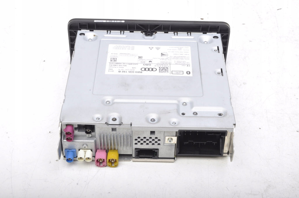 AUDI A4 B9 NAVIGATION PLATE READER 8W0035192B