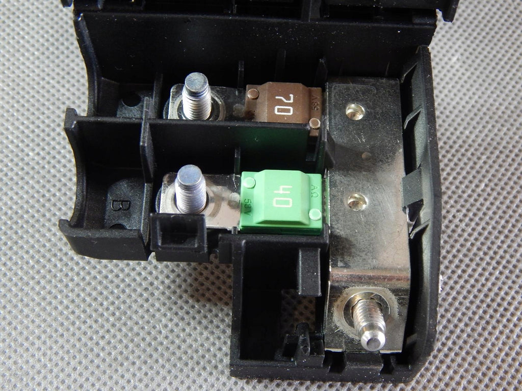 AUDI A4 B9 SPLITTER BOX 8IN0937503B