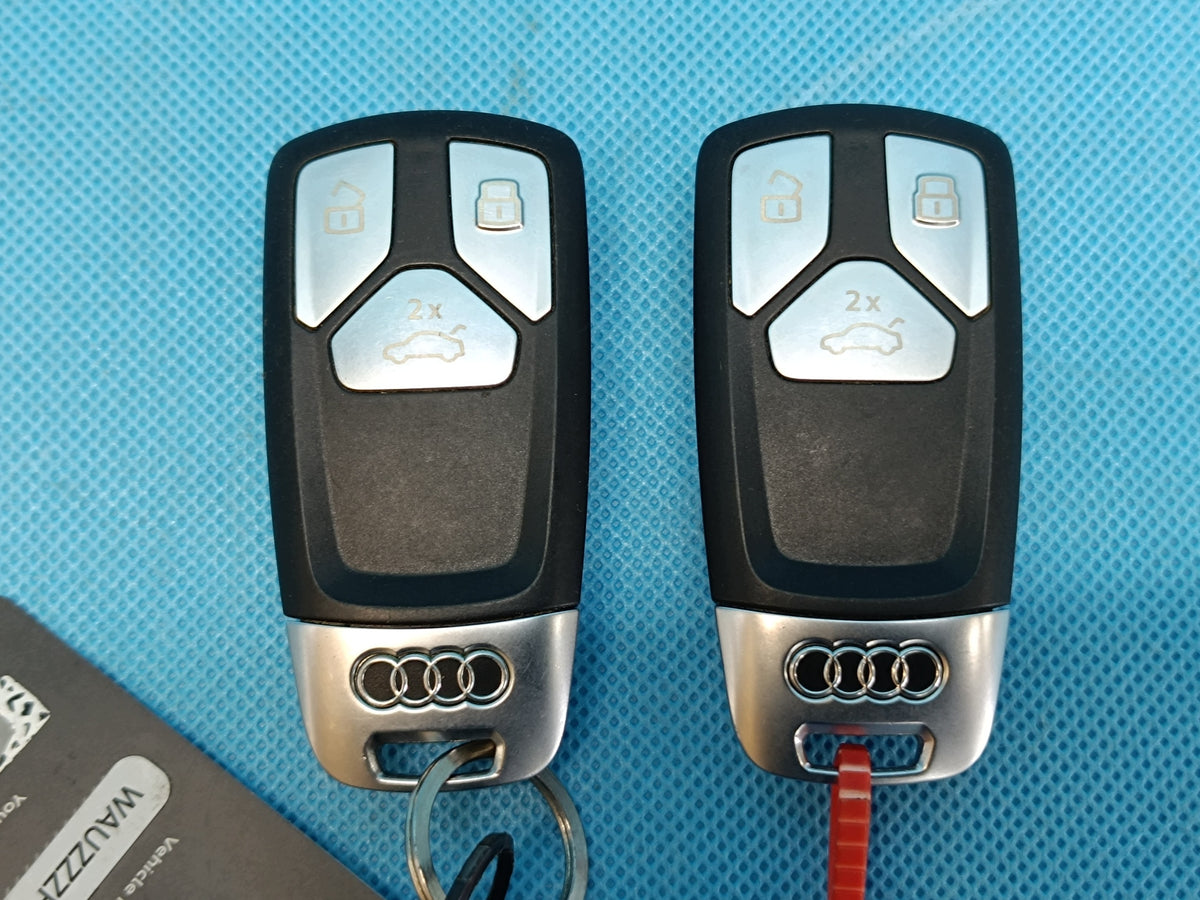 AUDI A4 B9 Sedan LIFT 2023 R KEYS LOCK INSERT 4M0959754CS 8W1837167E