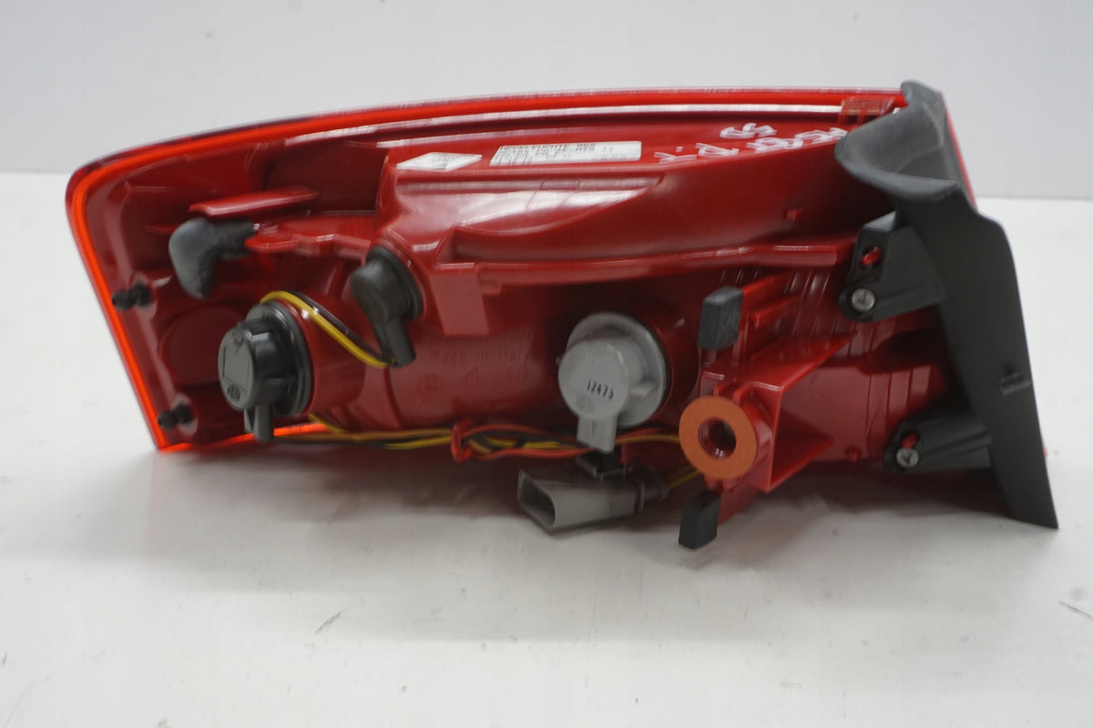 AUDI A5 8T COUPE LAMP RIGHT REAR 8T0945096F