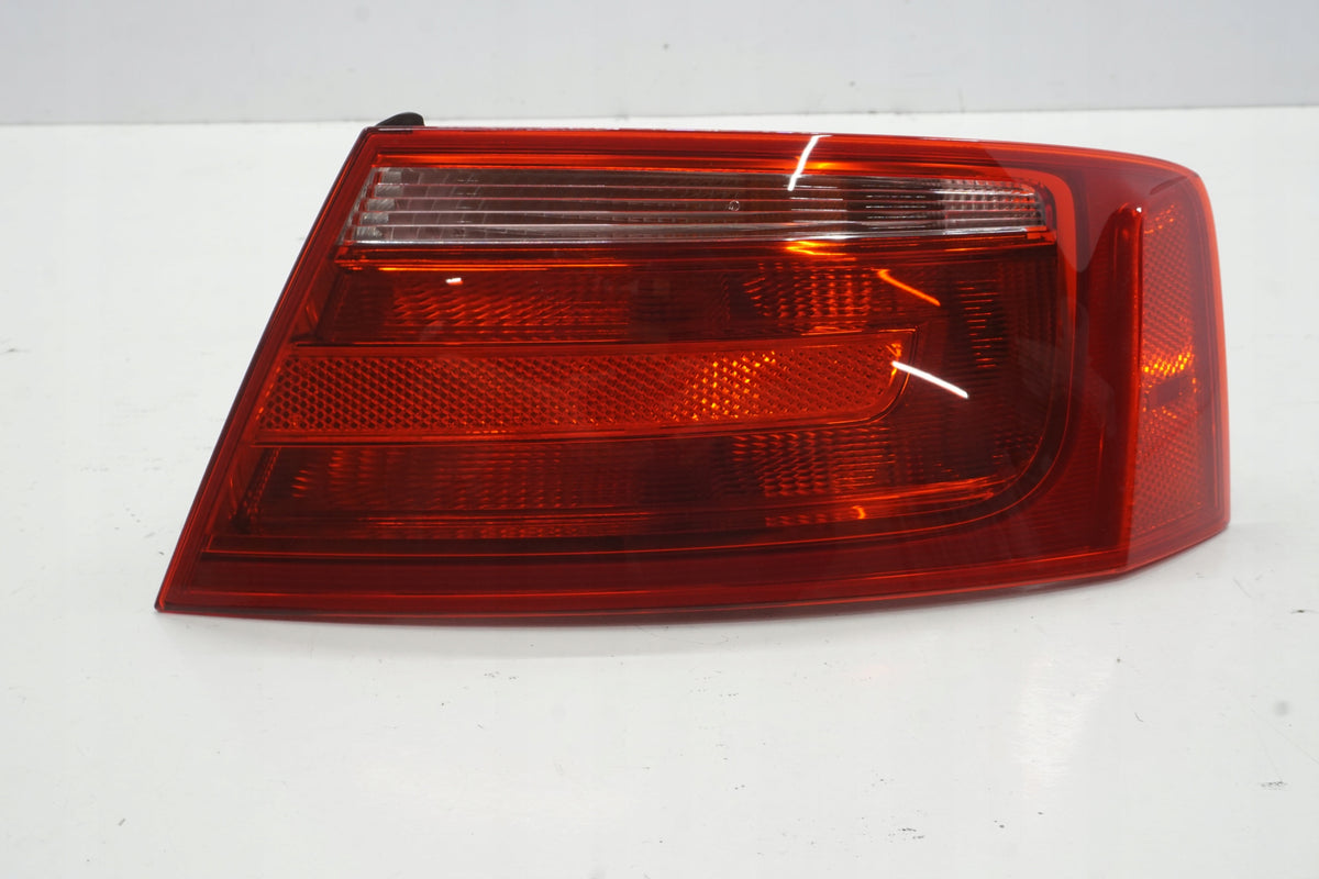 AUDI A5 8T COUPE LAMP RIGHT REAR 8T0945096F