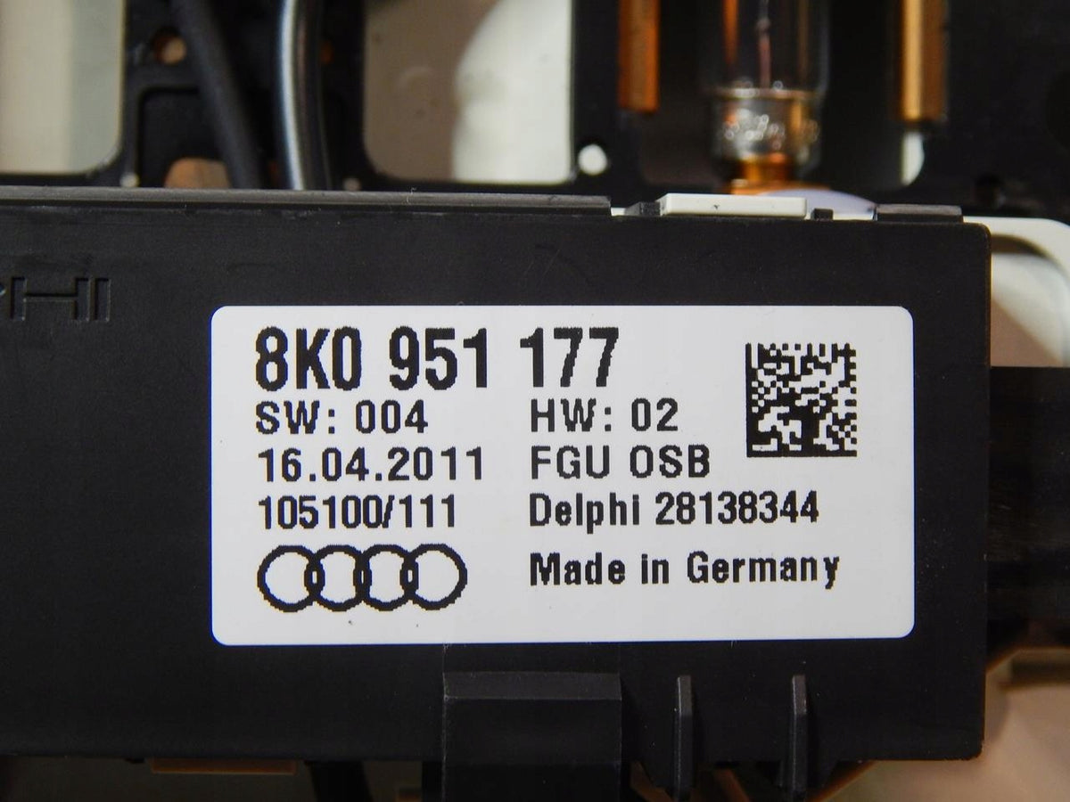 AUDI A5 8T LAMP CABIN LIGHTING 8T0947135BK