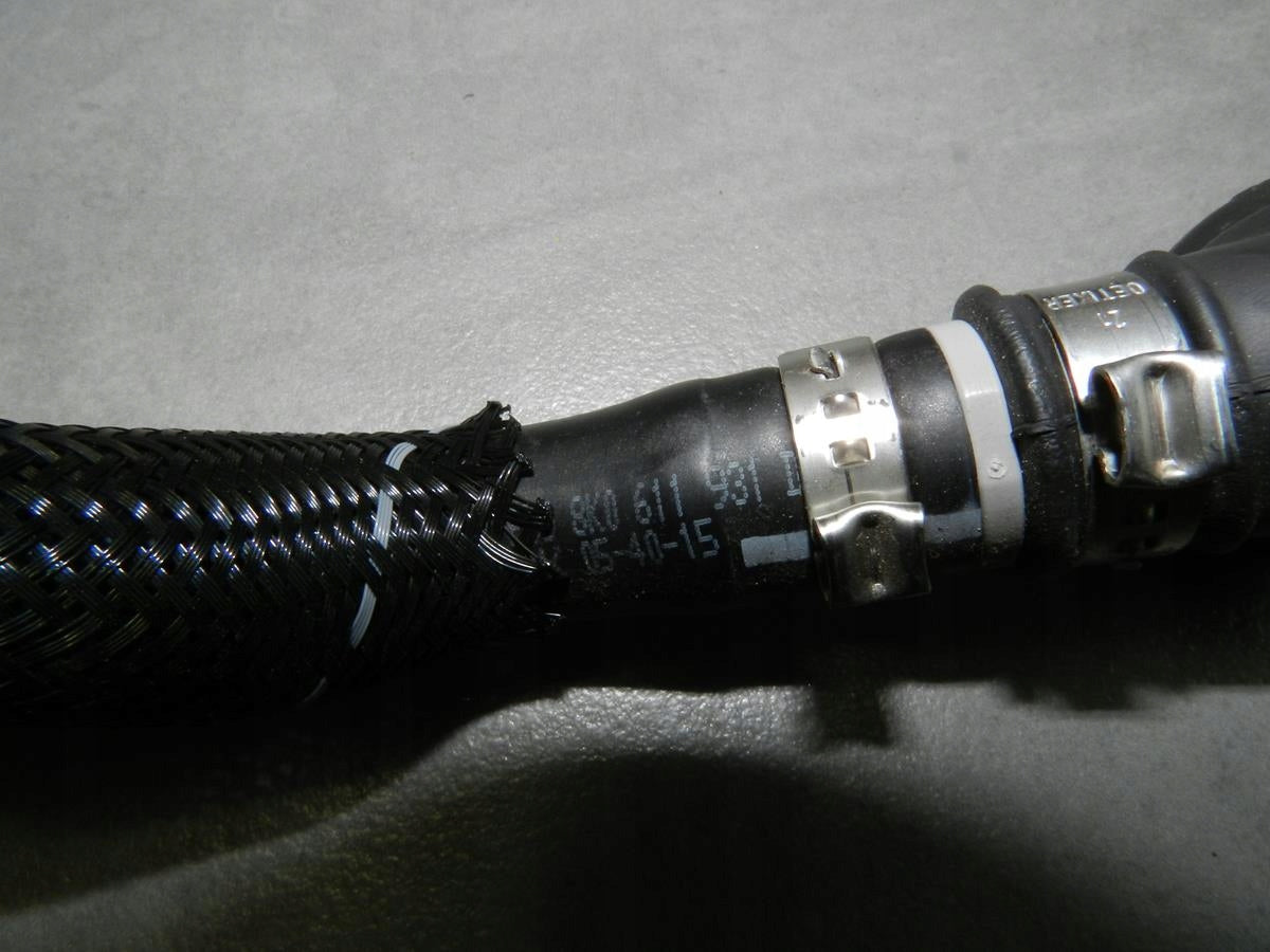 AUDI A5 8T WATER LINE 8K0611931D