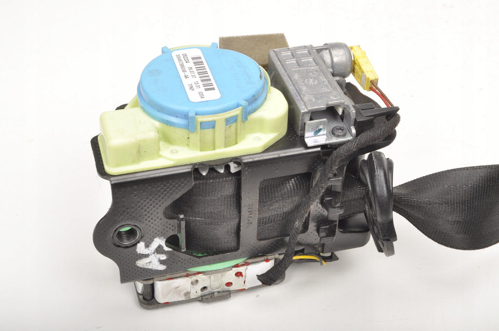 AUDI A5 AND BELT RIGHT FRONT 306497399G48-AA