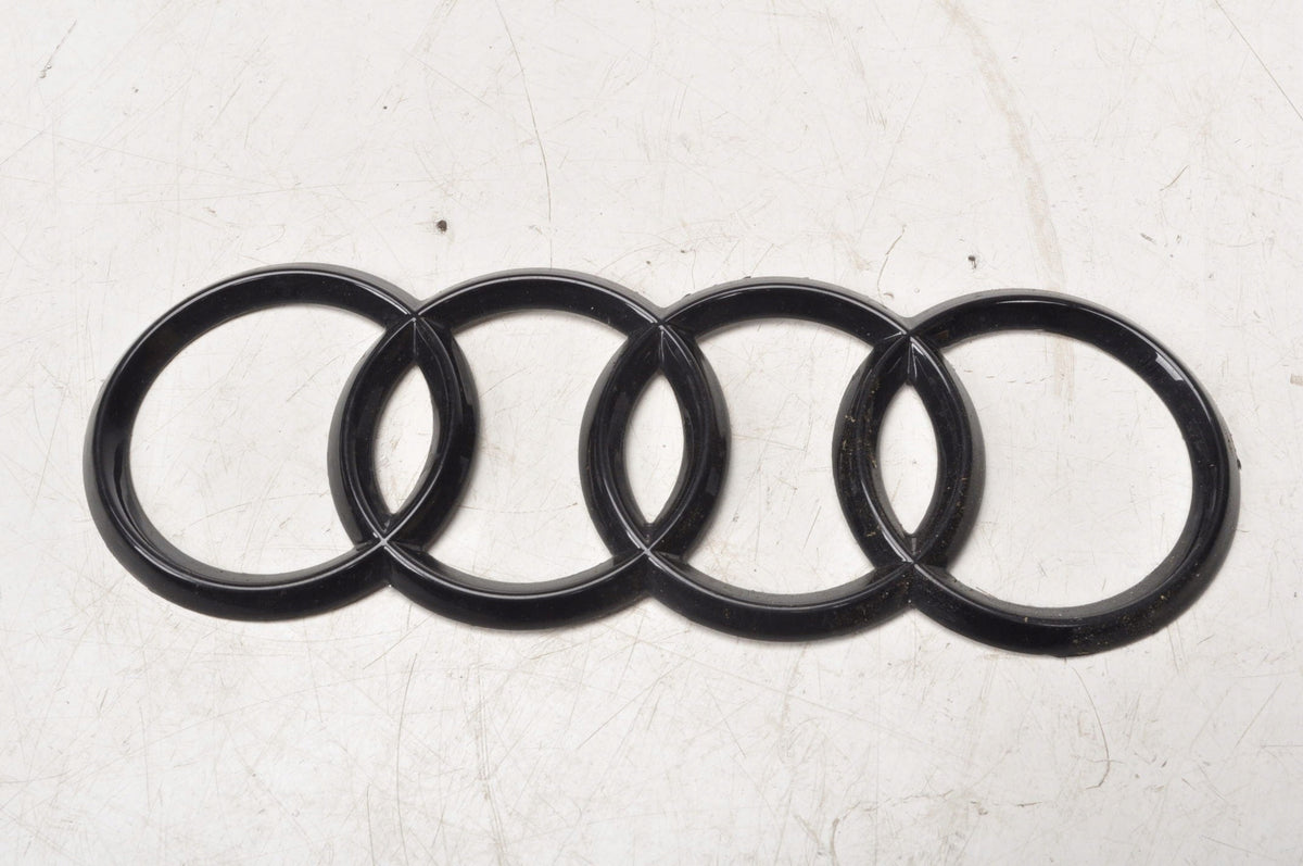AUDI A5 I LOGO STAMP EMBLEM BACK LETTER INSCRIPTION NUMBERS Quattro