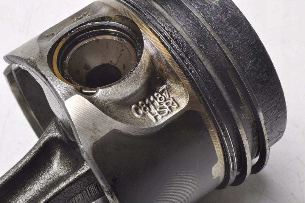 AUDI A6 C6 2.0 TDI 170KM PISTON WITH CONNECTING ROD 081187