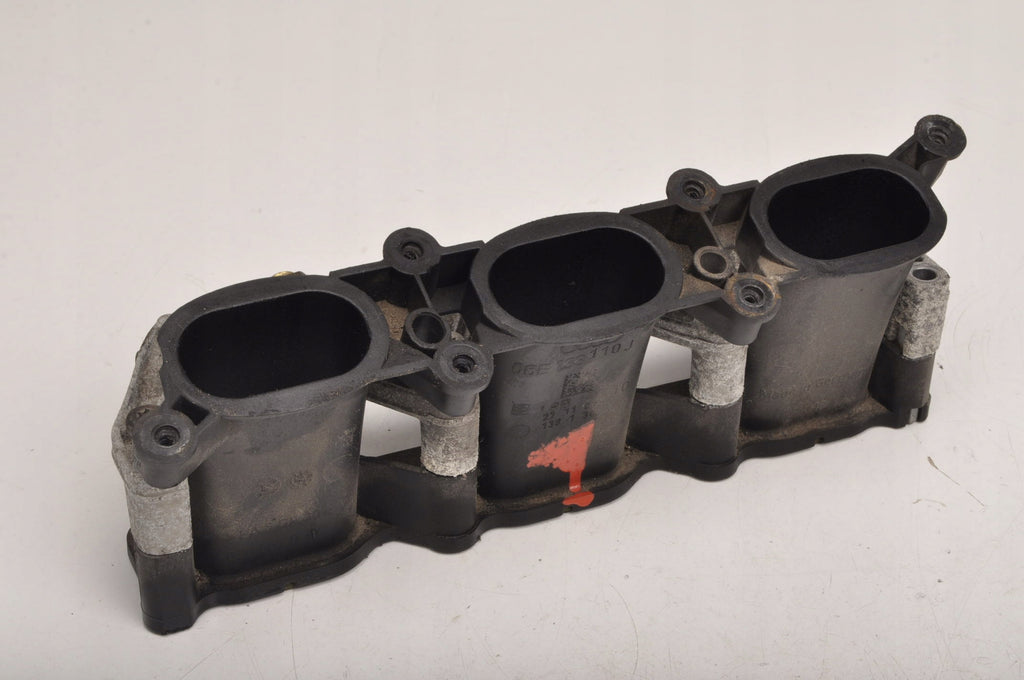 AUDI A6 C6 2.8 FSI 210KM INJECTION RAIL 06E130090D 2006/11 - 2008/10