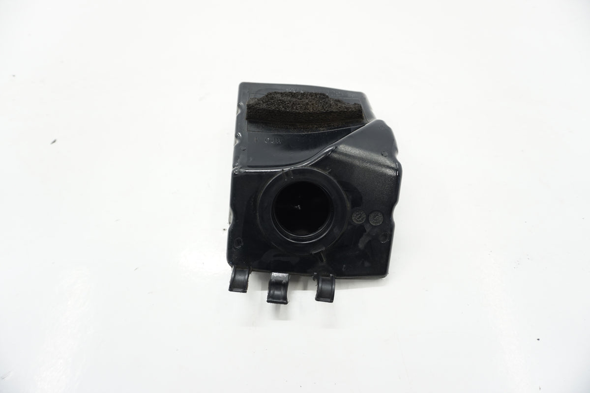 AUDI A6 C6 AIR RESONATOR 2.8FSI 06E133911F