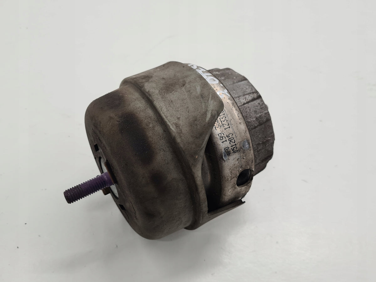 AUDI A6 C6 ENGINE CUSHION 2.0TFSI 4F0199382C