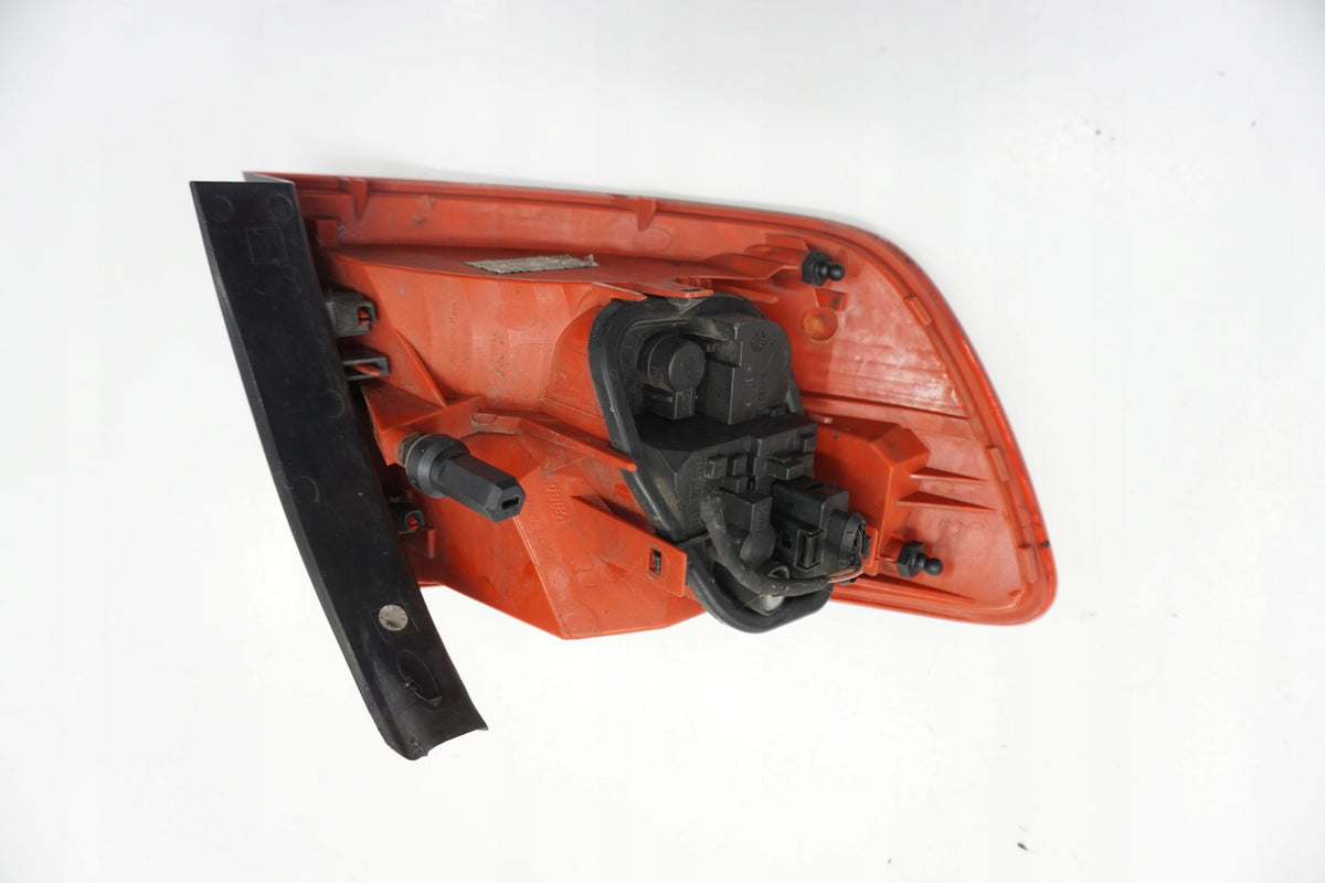 AUDI A6 C6 STATION WAGON LAMP RIGHT REAR 4F9945096H