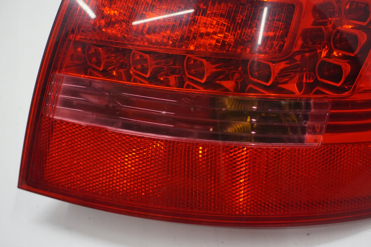 AUDI A6 C6 STATION WAGON LAMP RIGHT REAR 4F9945096H