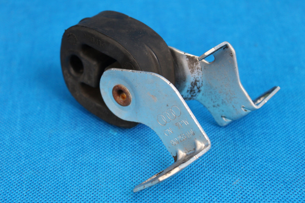 AUDI A6 C7 4G SILENCER HOLDER 8K0853144F 2017R