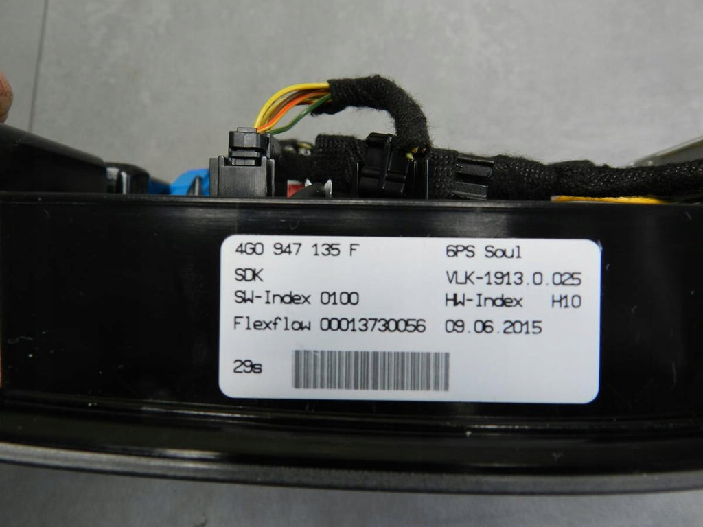 AUDI A6 C7 CABIN LAMP 4G0947135F 4G0951177A