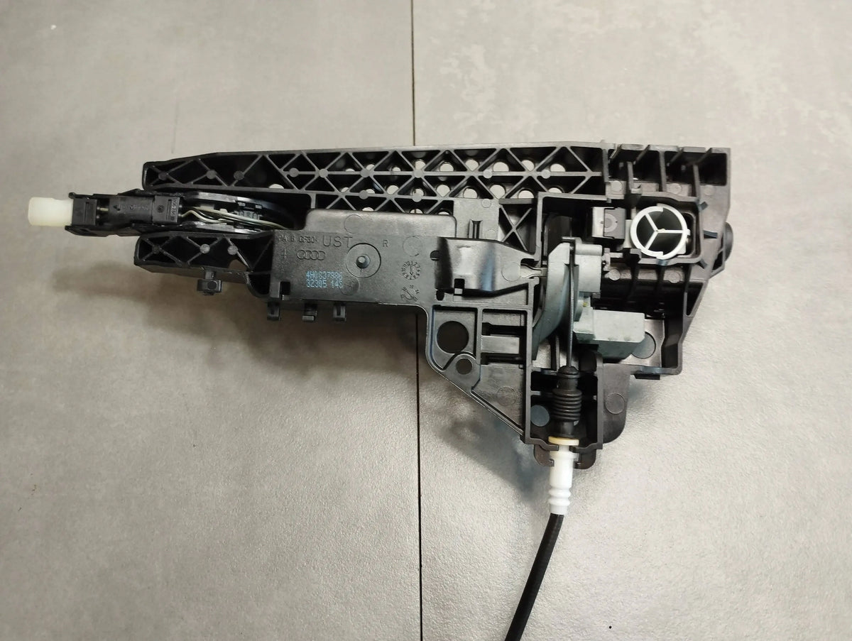 AUDI A6 C7 HANDLE RIGHT REAR LX7P KESSY