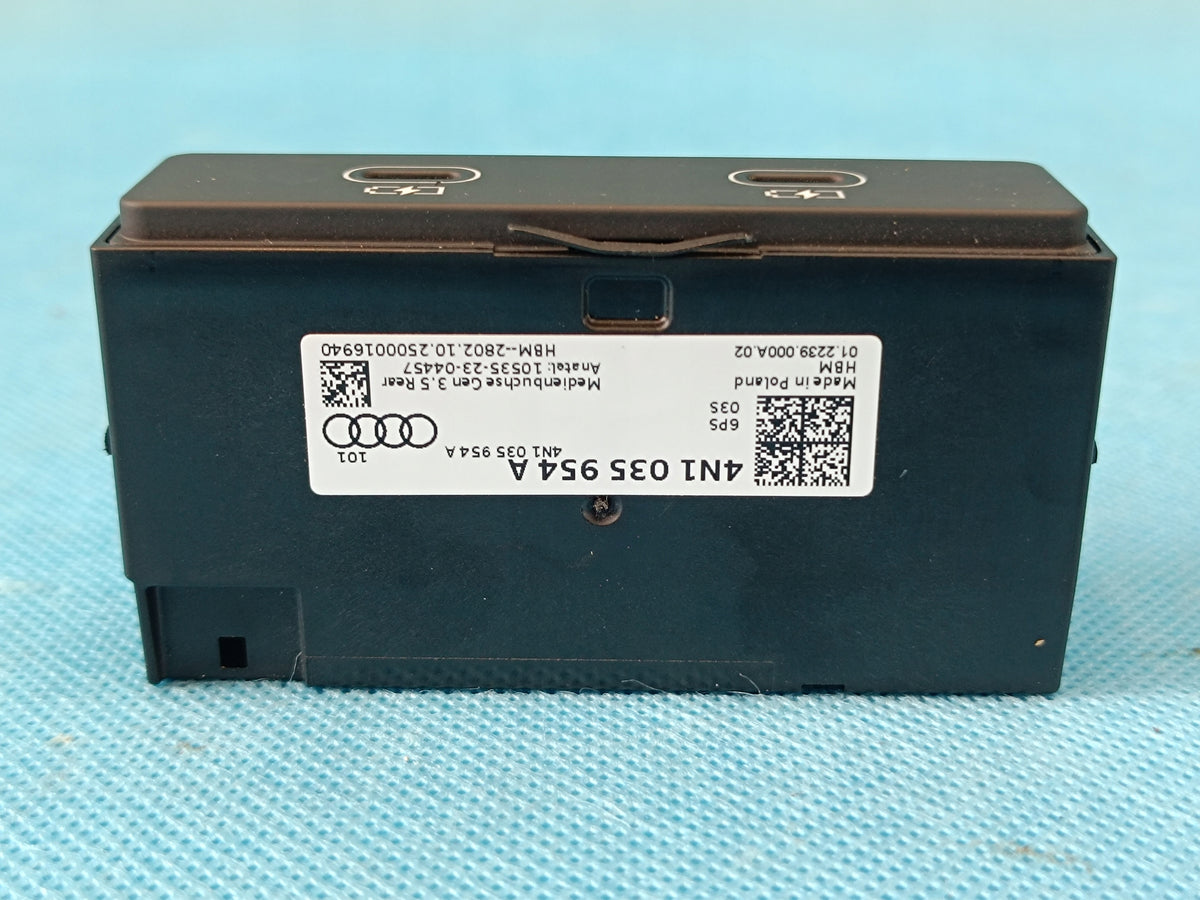 AUDI A6 C9 AVANT 2.0 TDI 150KW 4x4 2026R USB TYPE-C DUAL 4N1035954A PORT