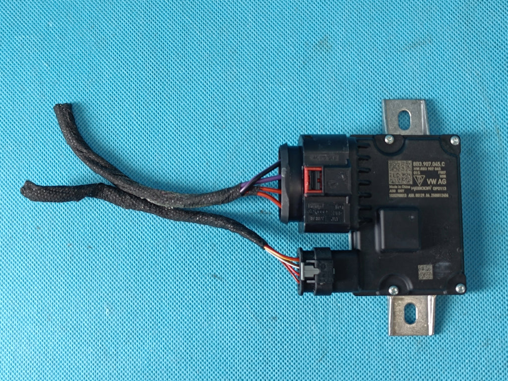 AUDI A6 C9 AVANT 2026 R MODULE EMERGENCY POWER CONTROLLER 8B3907045C