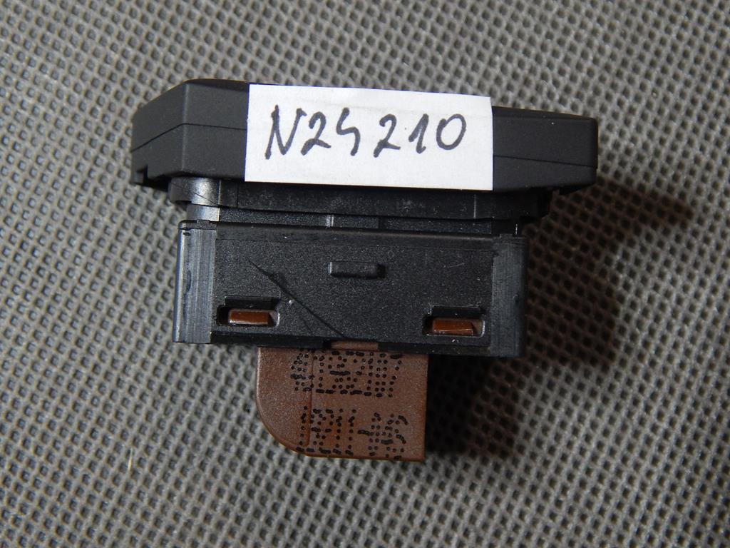 AUDI A6 S6 CENTRAL LOCK SWITCH 4G1962107