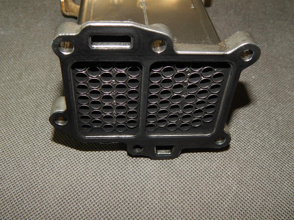 AUDI A7 4G 3.0 TDI COOLER EGR