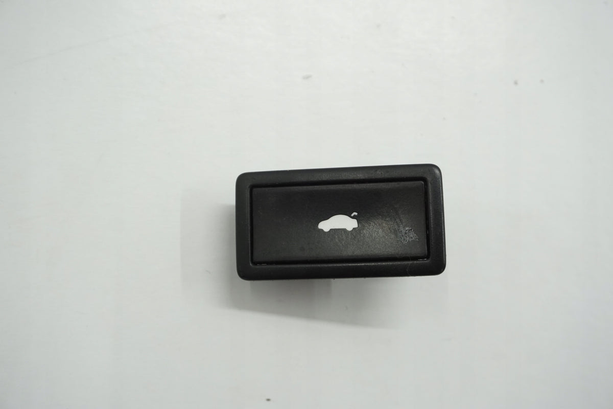 AUDI A7 4G Q5 8R TAILGATE BUTTON 3D0959831D