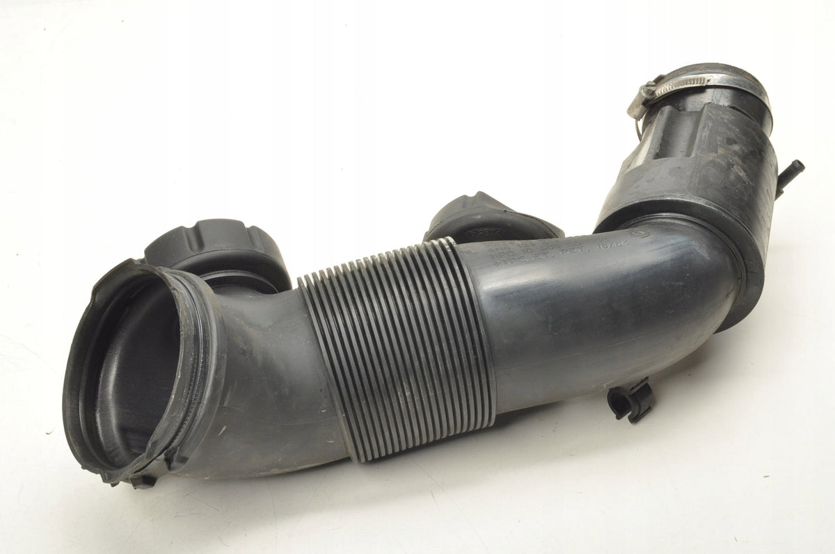 AUDI A8 D4 3.0 TFSI AIR INTAKE PIPE 4H0129616M