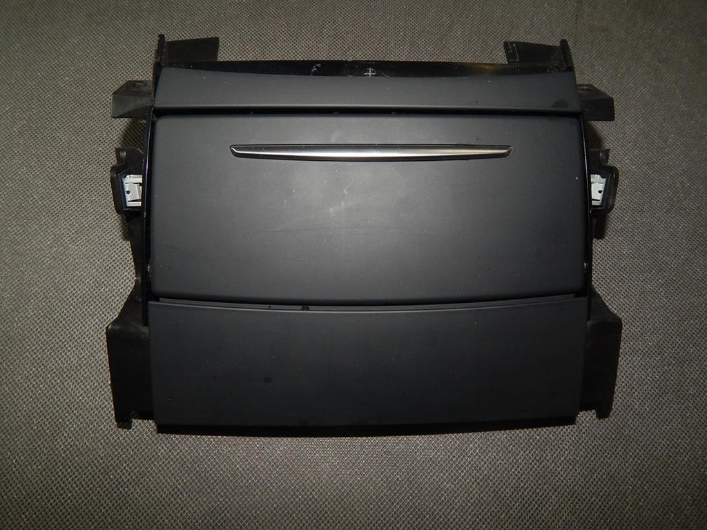 AUDI A8 D4 4H LIGHTER ASHTRAY 4H0864051B