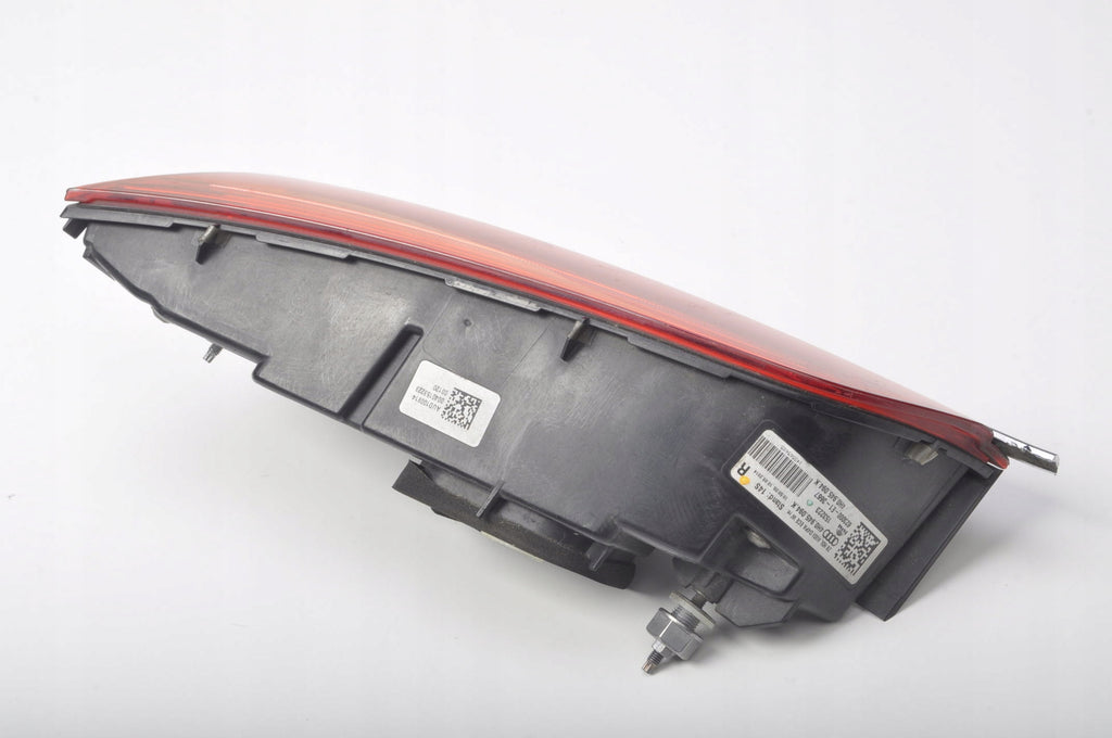 AUDI A8 D4 LAMP RIGHT REAR FLAP LONG 4H0945094K