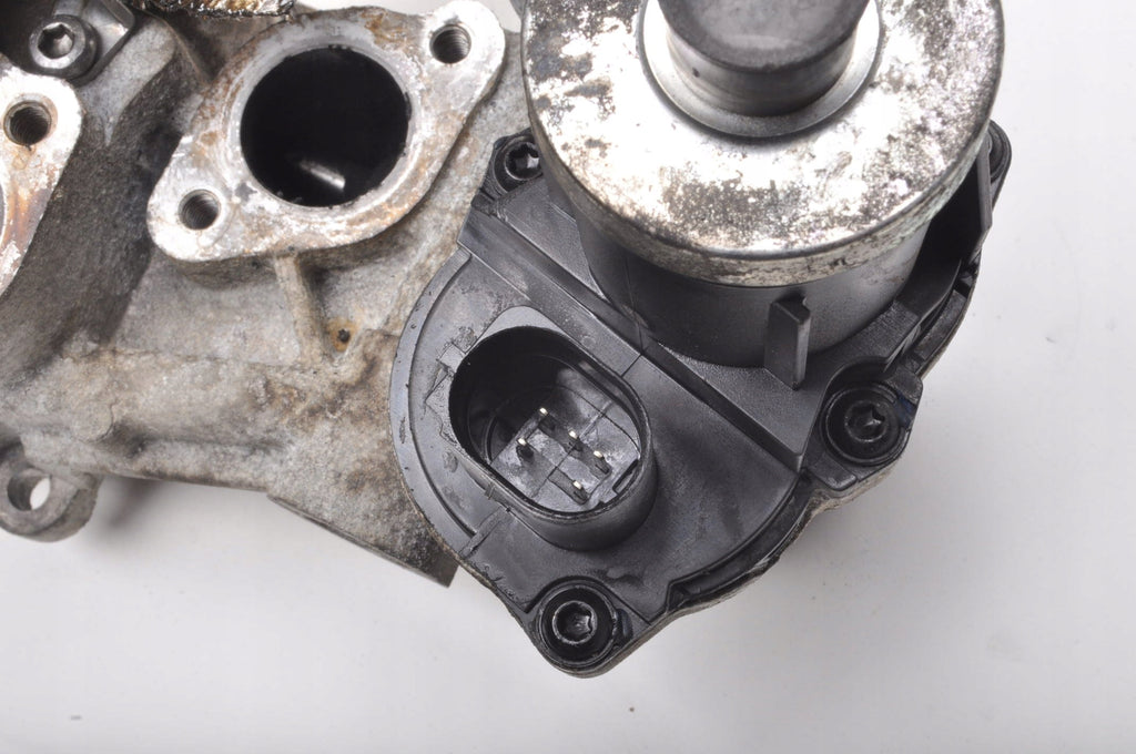 AUDI Q3 AND 2.0 TDI VALVE EGR