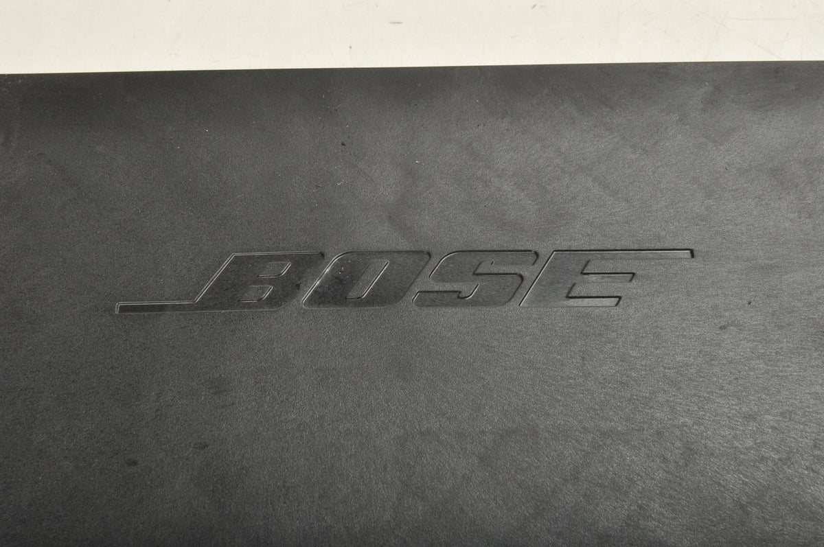 AUDI Q3 AND 8X0035223D BOSE RADIO AMPLIFIER