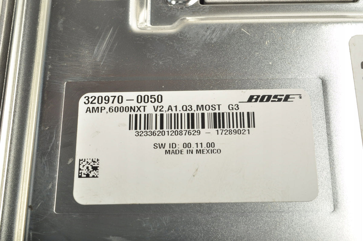 AUDI Q3 AND 8X0035223D BOSE RADIO AMPLIFIER