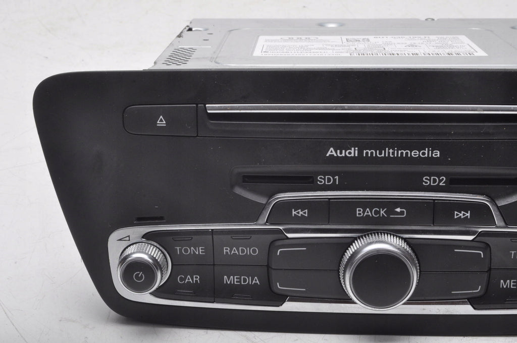AUDI Q3 AND RADIO NAVIGATION 8U1035192D LIFT