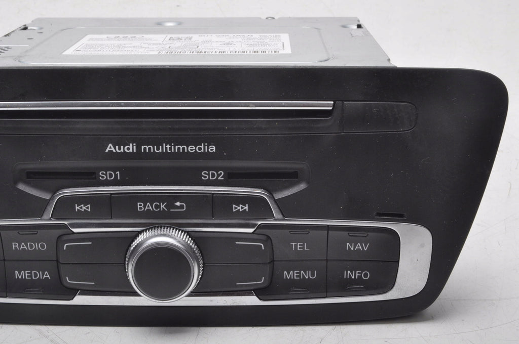 AUDI Q3 AND RADIO NAVIGATION 8U1035192D LIFT