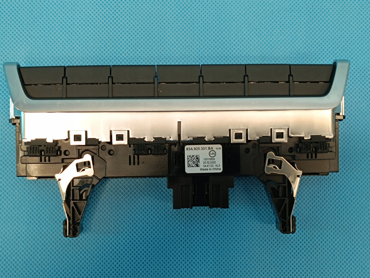 AUDI Q3 F3 SPORTBACK 1.4TFSI E 2023R CONSOLE BUTTON PANEL 83A925301BA