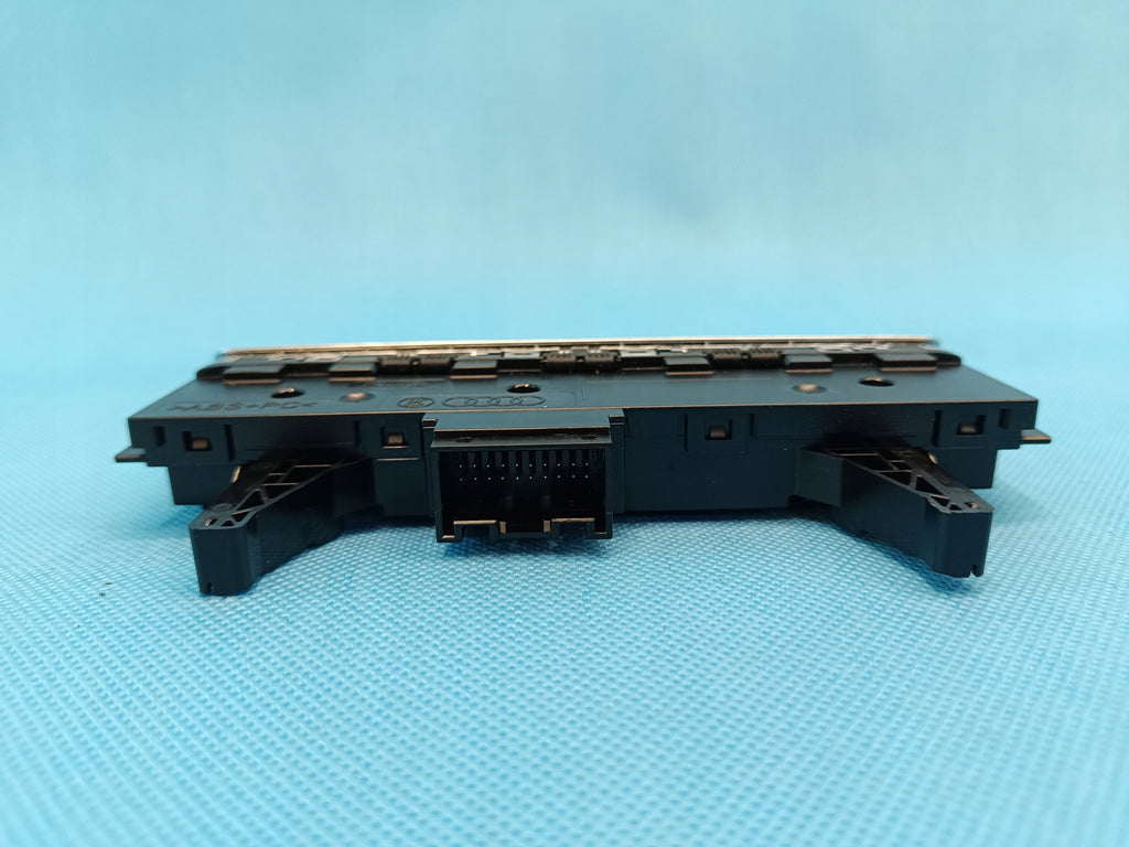 AUDI Q3 F3 SPORTBACK 1.4TFSI E 2023R CONSOLE BUTTON PANEL 83A925301BA